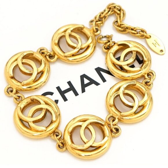 CHANEL CC Logos Round Coin Link Bracelet 8.6" Gold Tone 1982 Auth w/Box #23621 - Picture 1 of 6
